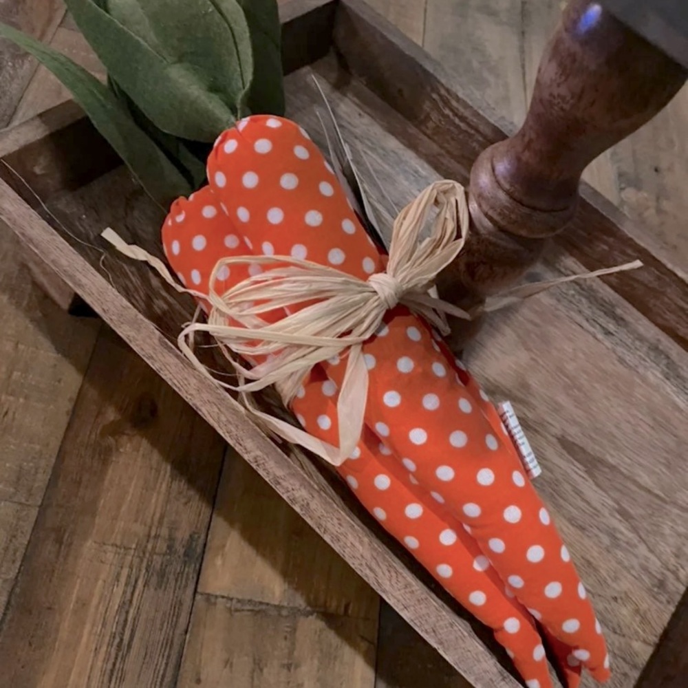 Carrots for tiered tray